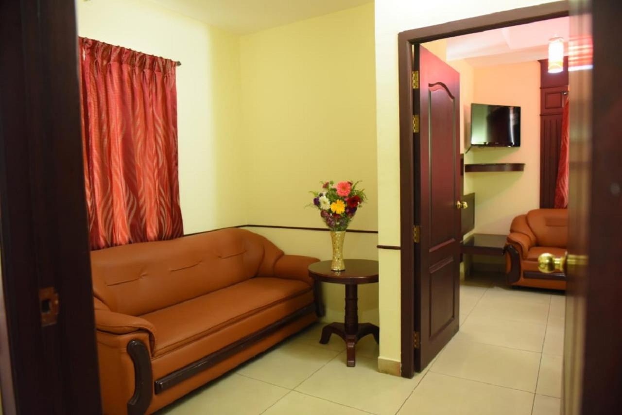 Chendhoor Residency Ξενοδοχείο Tiruchirappalli Εξωτερικό φωτογραφία